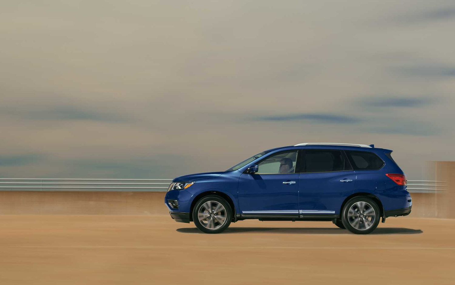 Nissan Pathfinder Platinum 2020 | SUV Drive